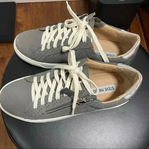 steve madden sabrina grey sneakers size 8 - Picture 2 of 10